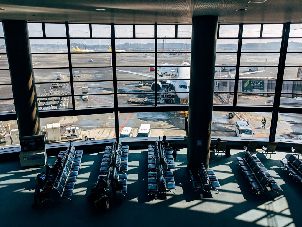 Airports & Transit (6) Airports & Transit (6)
