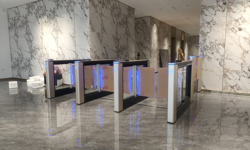 PARK（天荟中心）甲级商务写字楼上线铁军智能香槟金色雄狮06速通闸TJ XSB06内嵌式人脸识别刷卡扫码访客系统物流通道 5 1 scaled